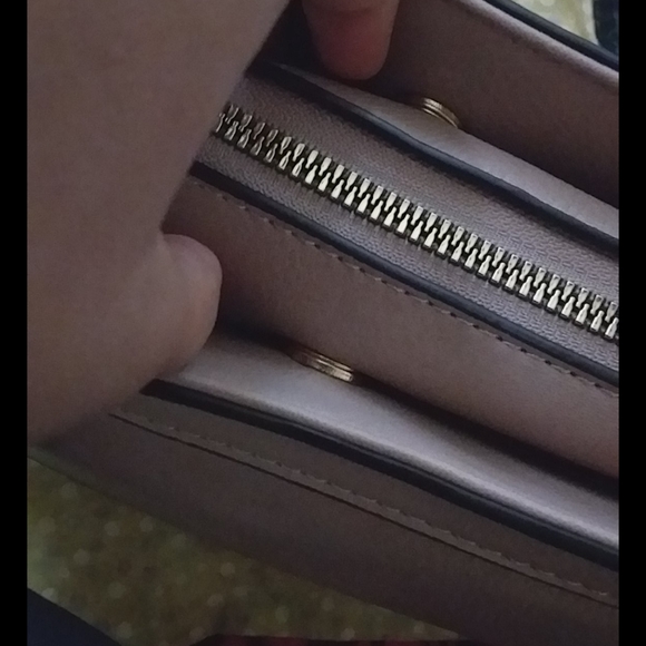 Purse - Picture 3 of 5